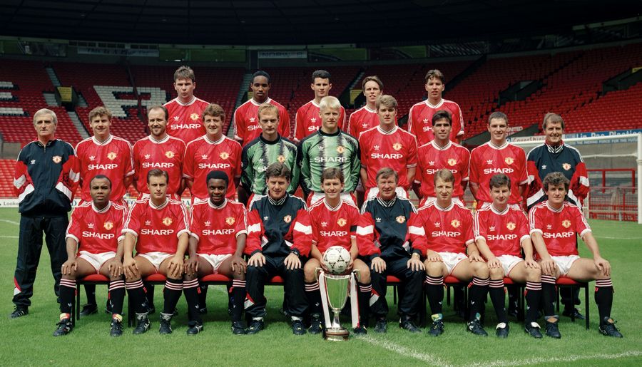 霍伊伦透过 霍伊伦透过