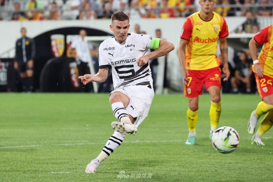 球的国际竞 球的国际竞